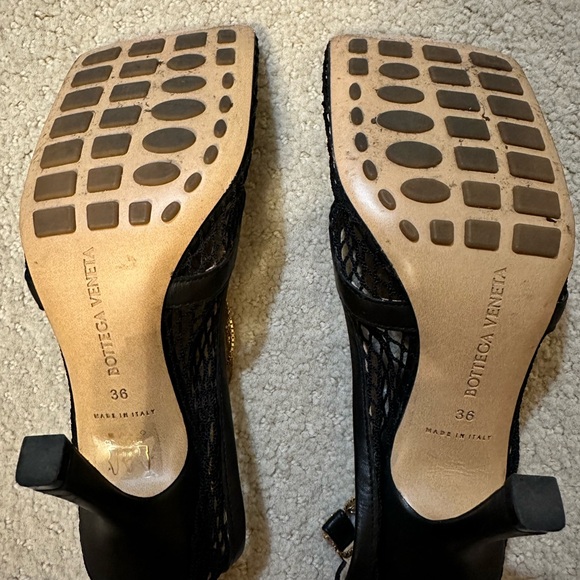 Bottega Veneta stretch lace up sandals/ heels - Picture 3 of 4